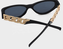 Load image into Gallery viewer, Oui Cadre